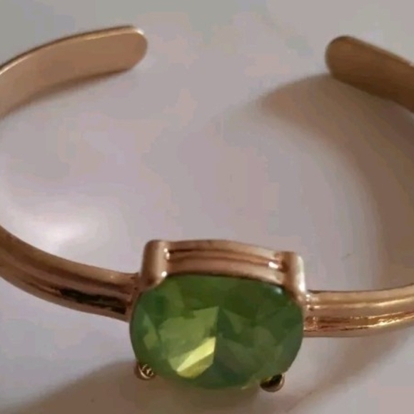 VIVI (COOKIE LEE) SIMPLY STYLISH BRACELET - Picture 1 of 4